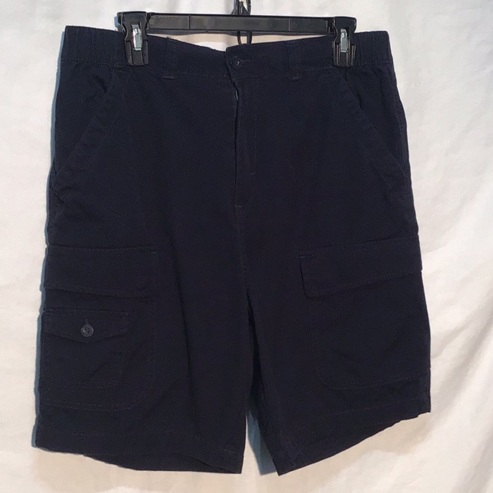 Wind River cargo shorts size large